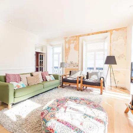 Nomad's Chiado & Amazing View Apartamento
